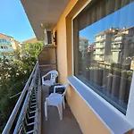 квартири сън 3* 네세부르