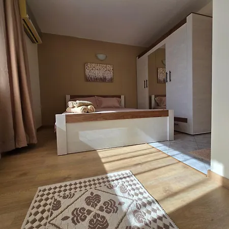 квартири сън 4* Misivri